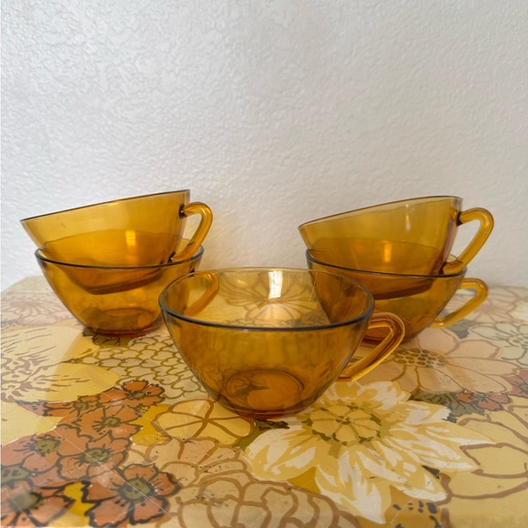 set of 5 vintage vereco large amber glass tea cups - Picture 2 of 4